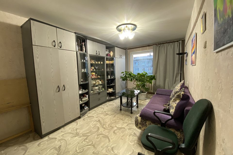 Продаётся 3-комнатная квартира, 58.2 м²