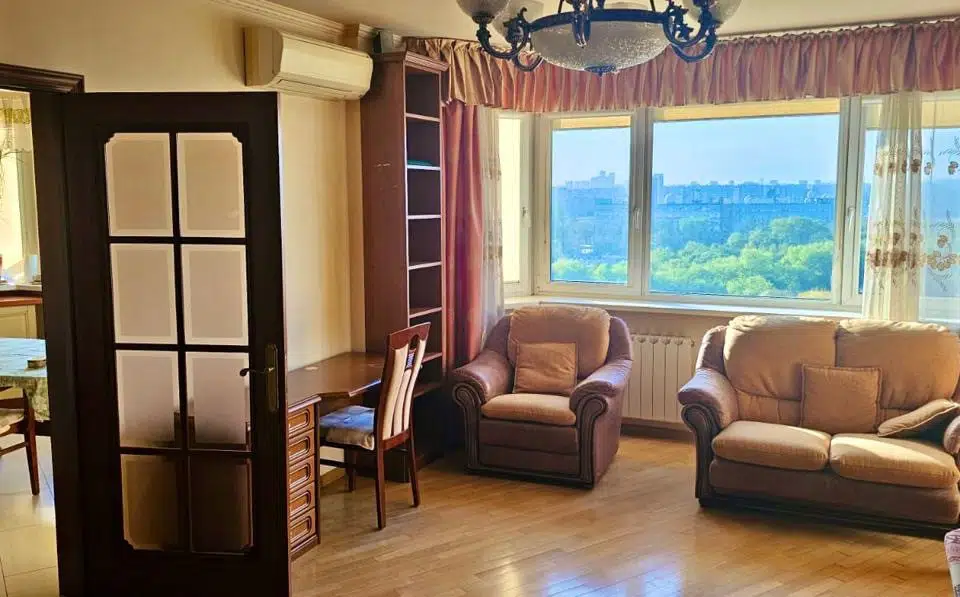 Продаётся 2-комнатная квартира, 91.5 м²