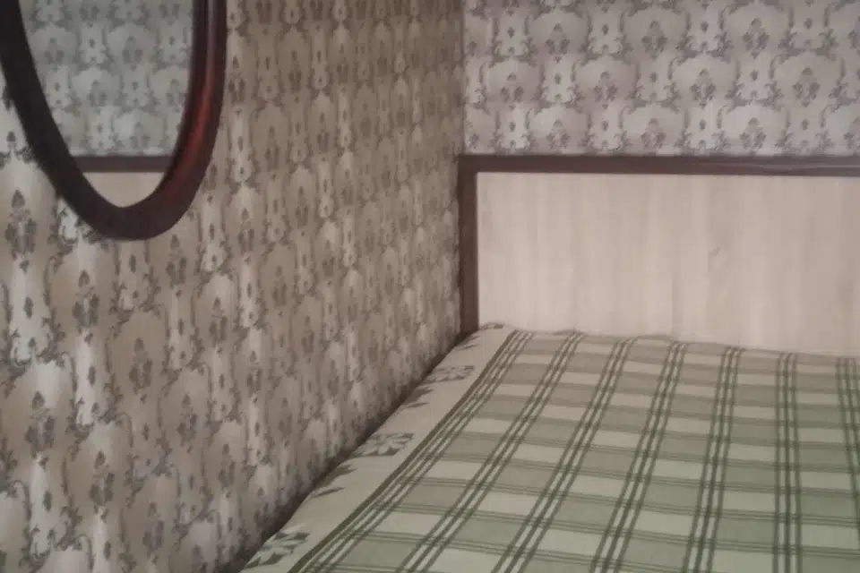 Сдаётся комната в 3-комн. квартире, 42 м²