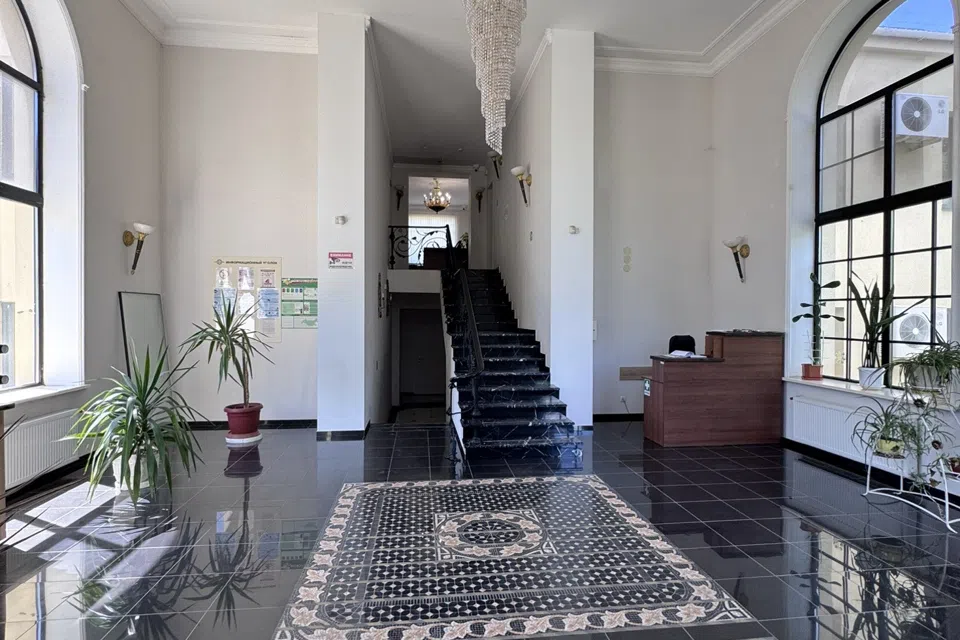 Сдаётся помещение своб. назначения, 1200 м²