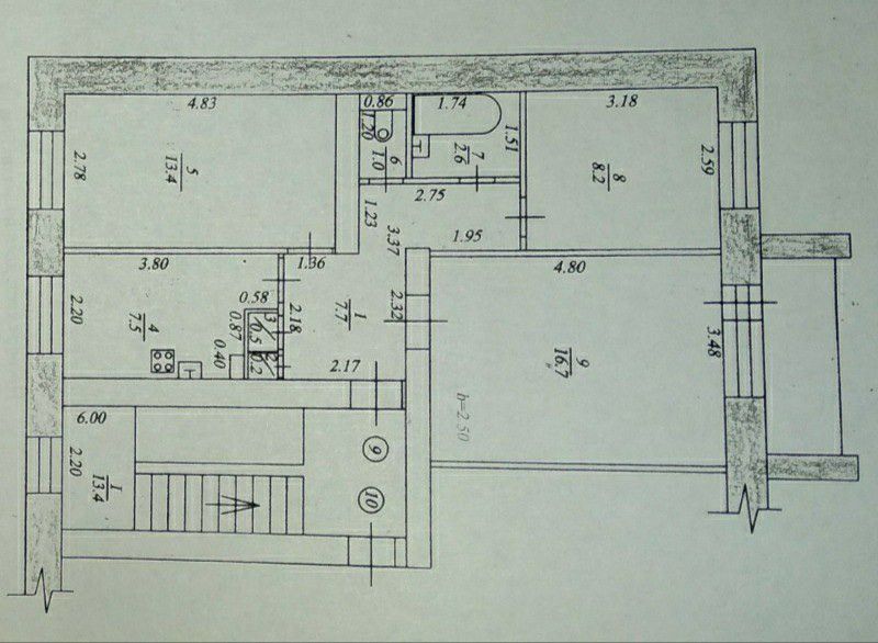 Продаётся 3-комнатная квартира, 57.8 м²