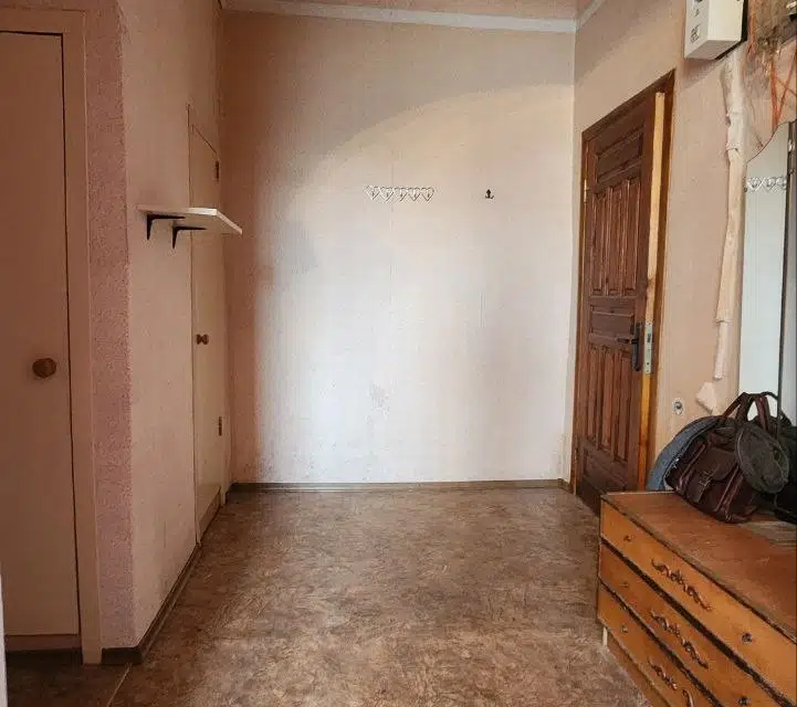 Продаётся 2-комнатная квартира, 4 м²