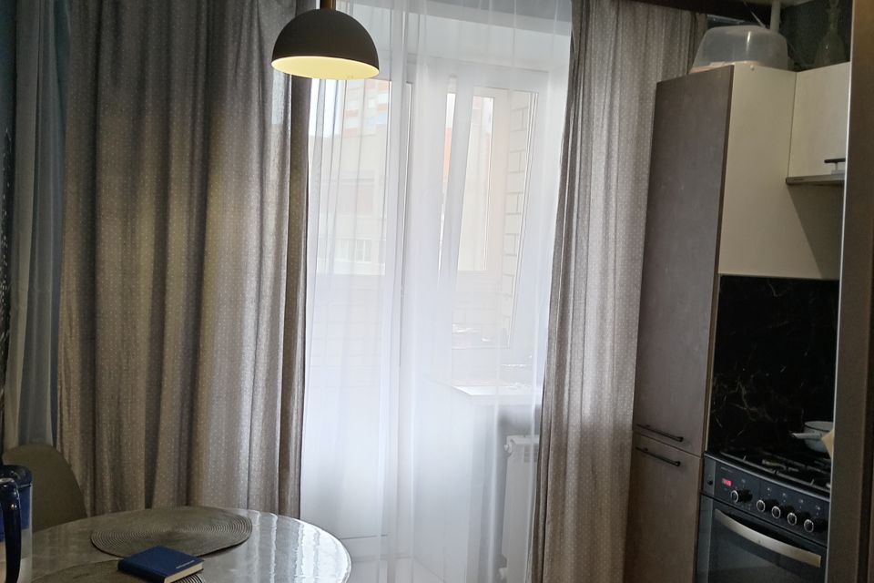 Продаётся 1-комнатная квартира, 38 м²
