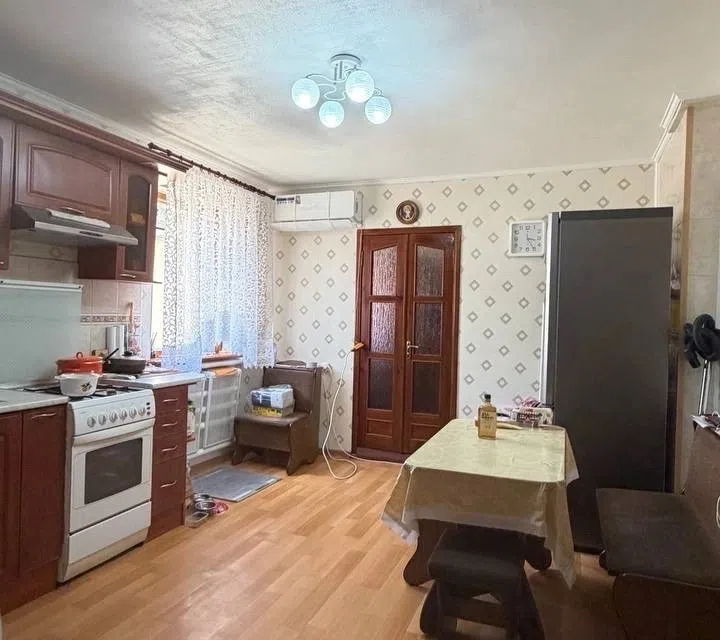 Продаётся 1-этажный дом, 64 м²