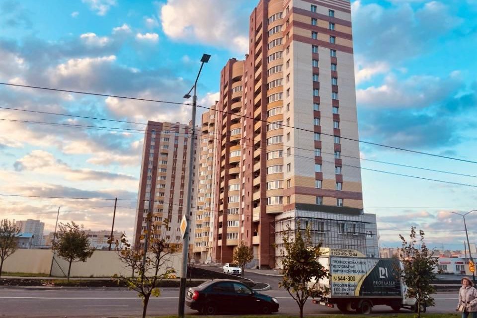 Продаётся 2-комнатная квартира, 67.4 м²