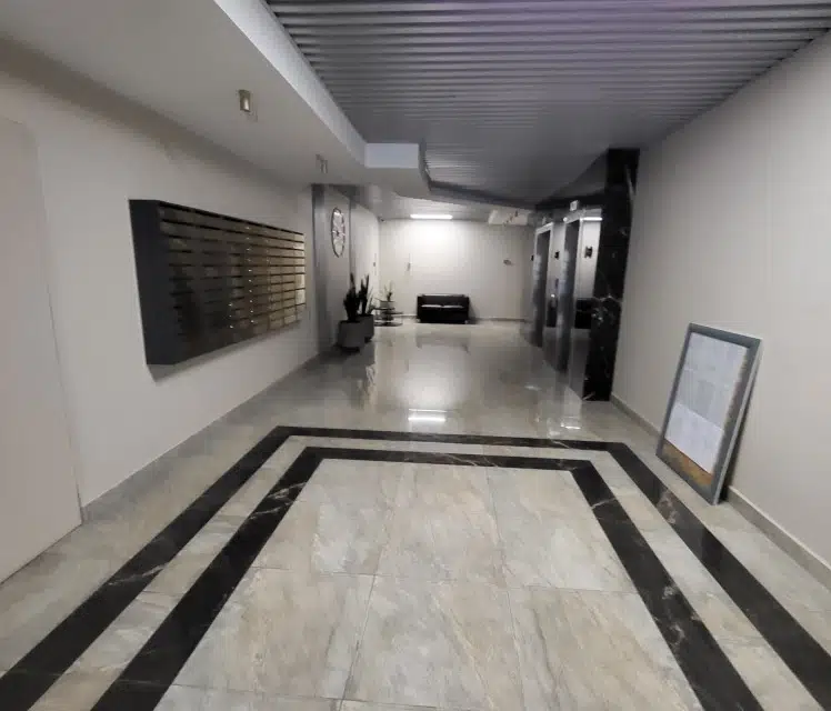 Продаётся 4-комнатная квартира, 150 м²