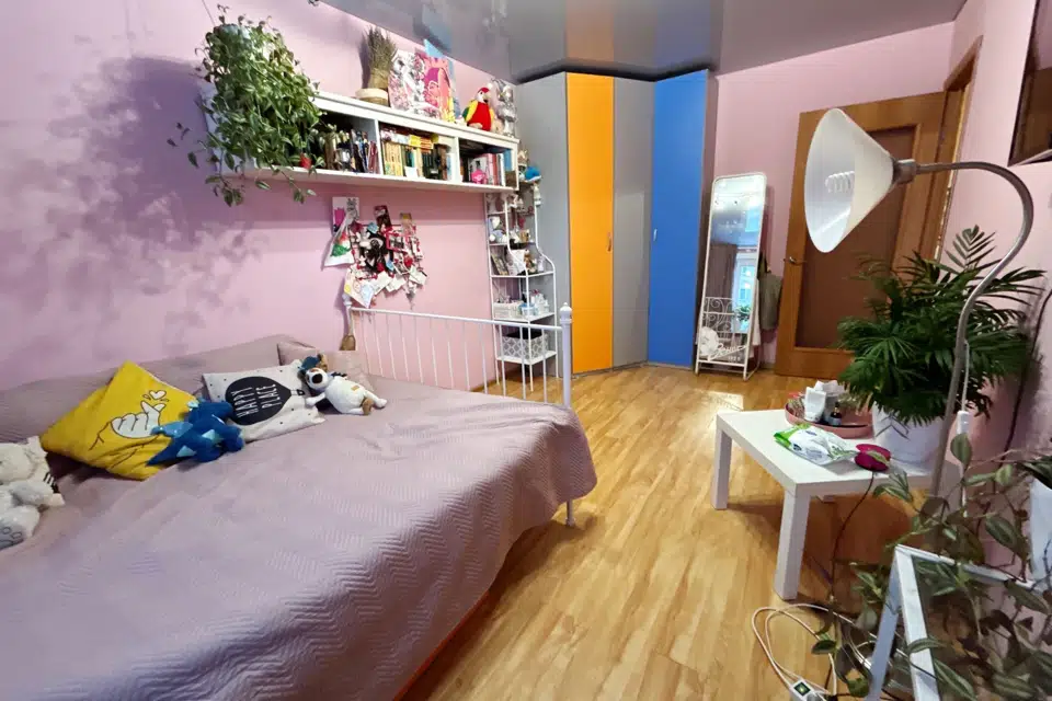 Продаётся 3-комнатная квартира, 59.1 м²