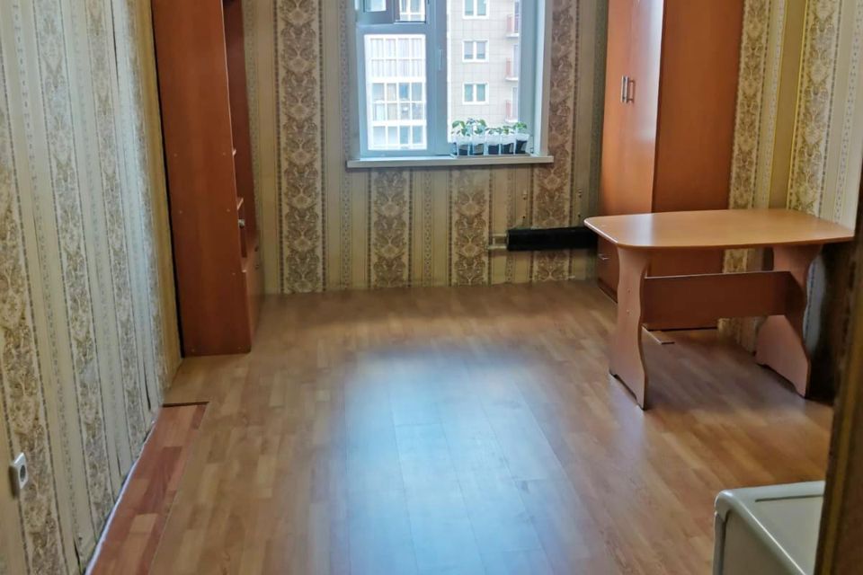 Продаётся 1-комнатная квартира, 42 м²