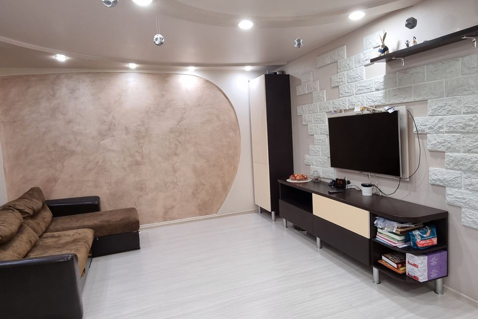 Продаётся 3-комнатная квартира, 61.9 м²