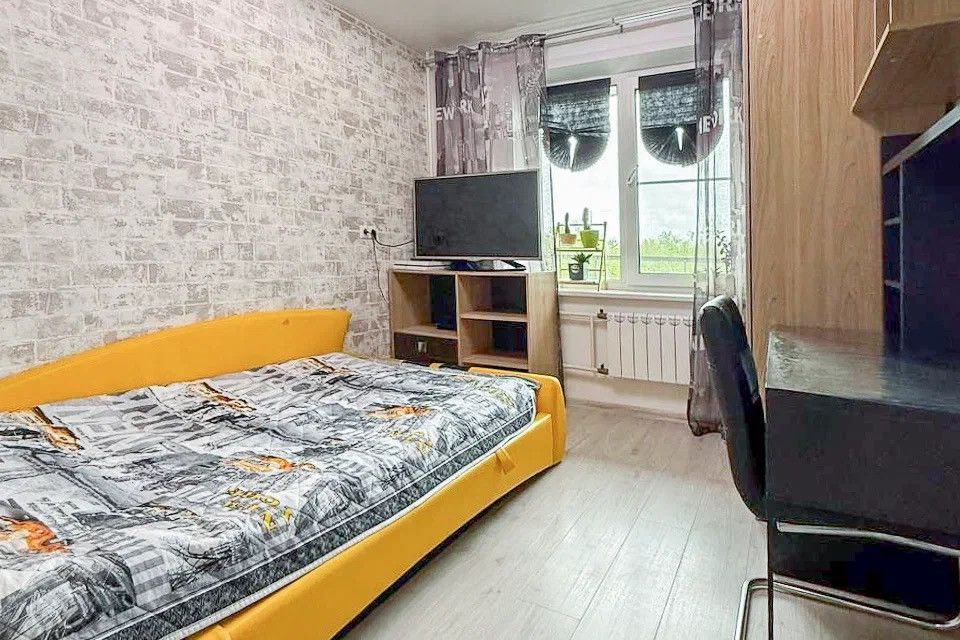 Продаётся 3-комнатная квартира, 60 м²