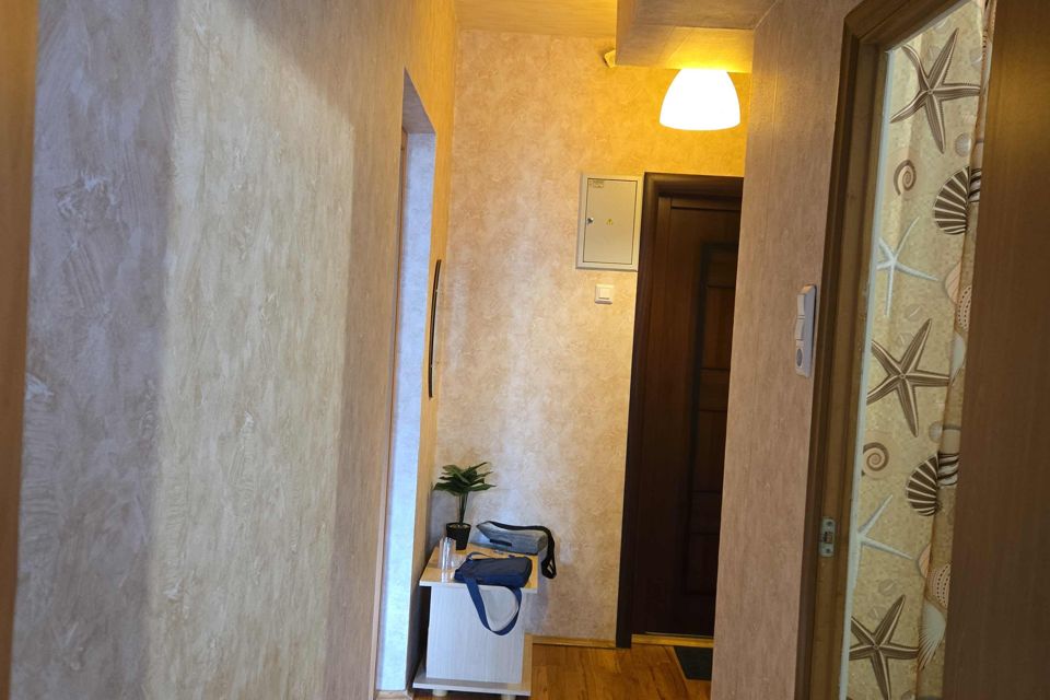 Сдаётся 1-комнатная квартира, 38 м²