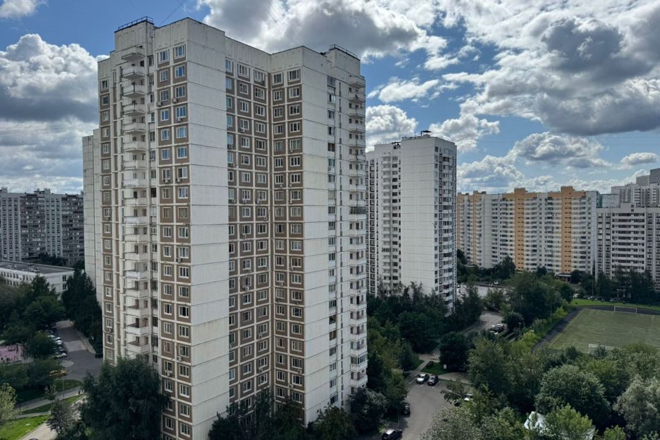 Продаётся 3-комнатная квартира, 75.6 м²
