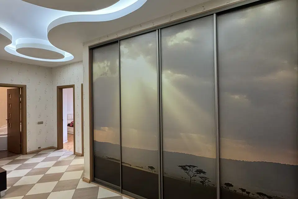 Продаётся 3-комнатная квартира, 121.8 м²