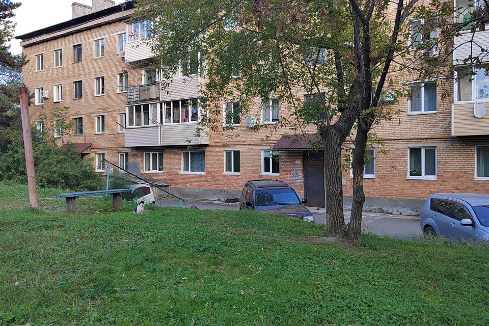 Продаётся 3-комнатная квартира, 57.5 м²