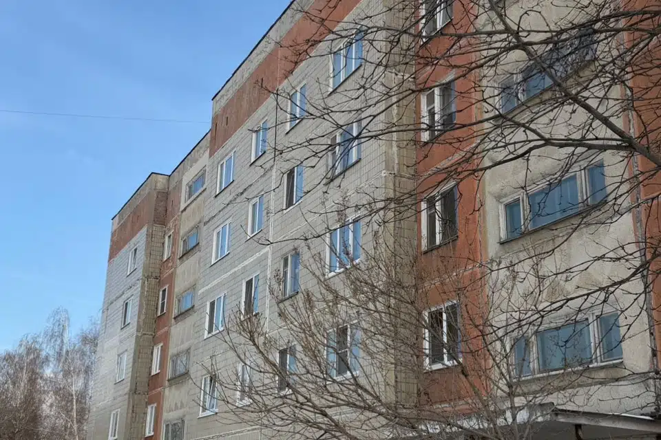 Продаётся 1-комнатная квартира, 37.8 м²