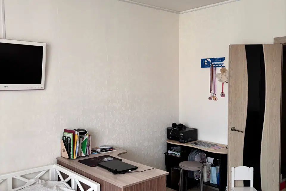 Продаётся 1-комнатная квартира, 40.3 м²