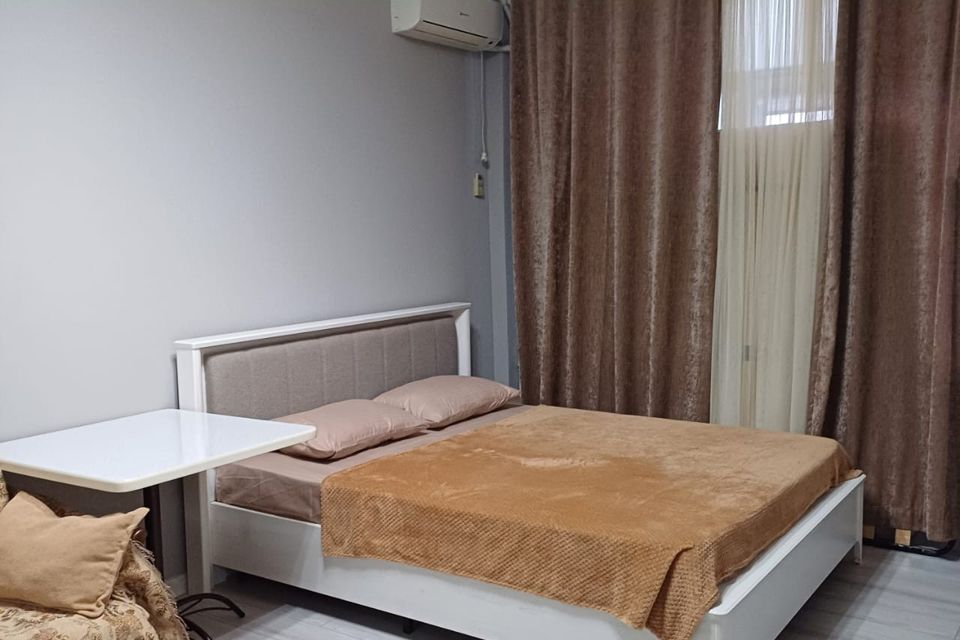 Сдаётся 1-комнатная квартира, 56 м²