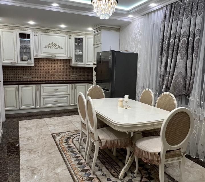 Продаётся 2-комнатная квартира, 60 м²