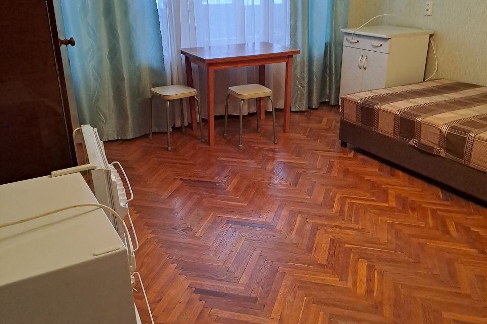 Продаётся комната в 2-комн. квартире, 19.9 м²