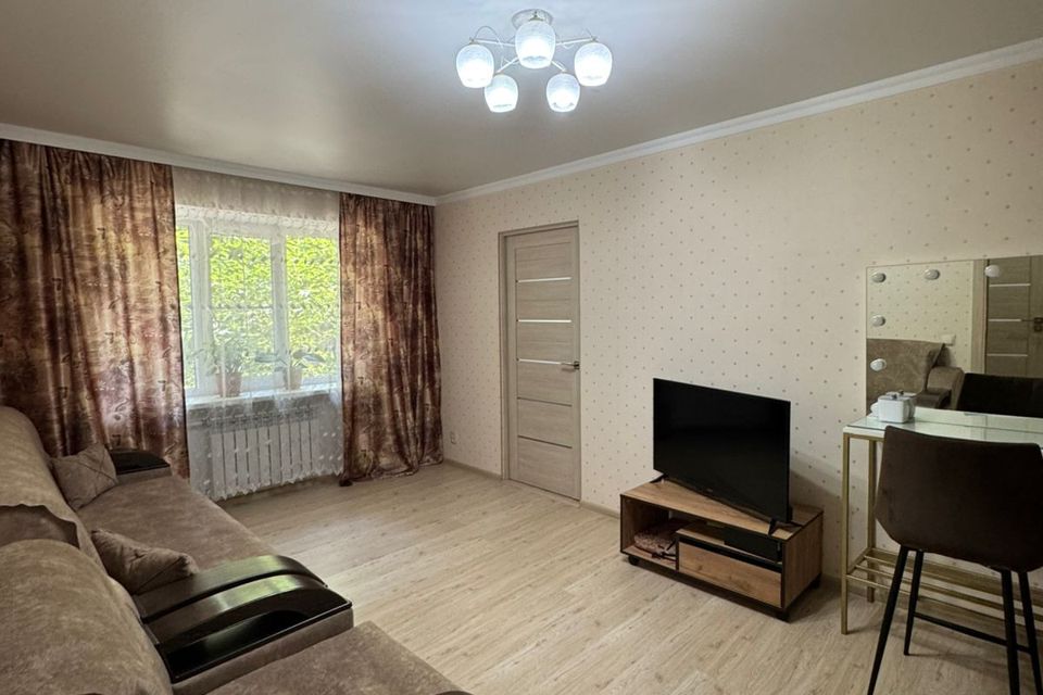 Продаётся 3-комнатная квартира, 55 м²