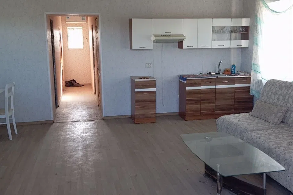 Продаётся 4-этажный дом, 80 м²