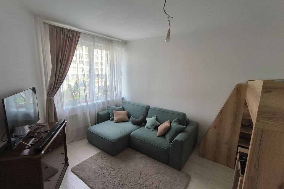 Продаётся 1-комнатная квартира, 38 м²