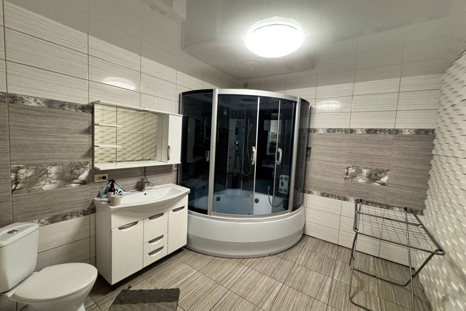 Продаётся 2-этажный дом, 139 м²