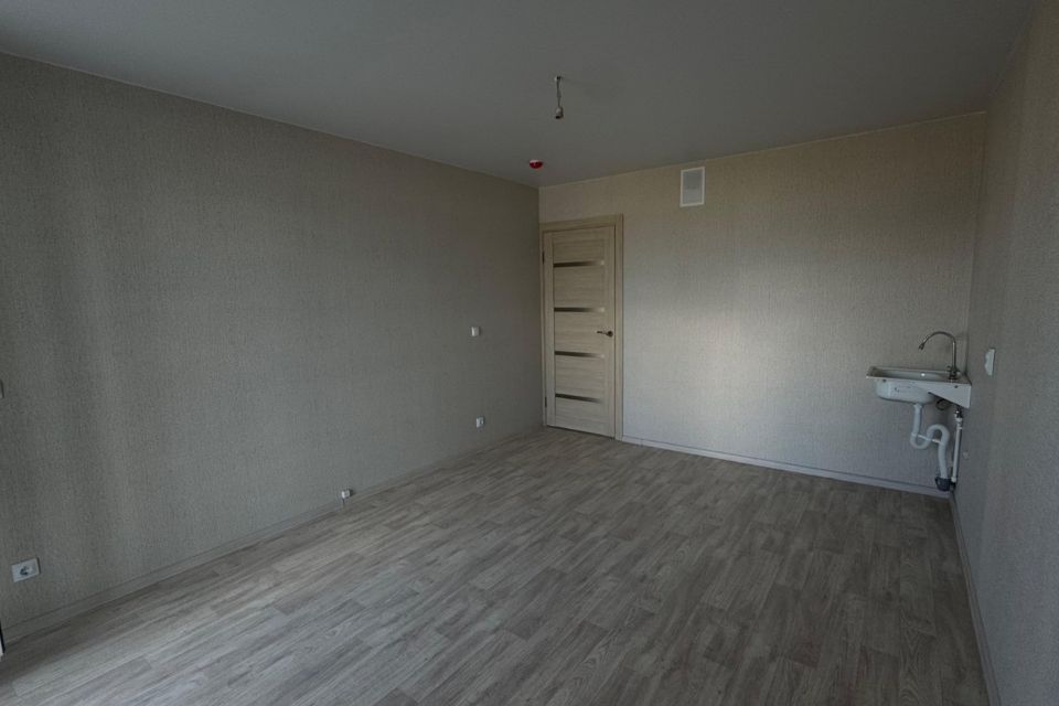 Продаётся 2-комнатная квартира, 56.8 м²