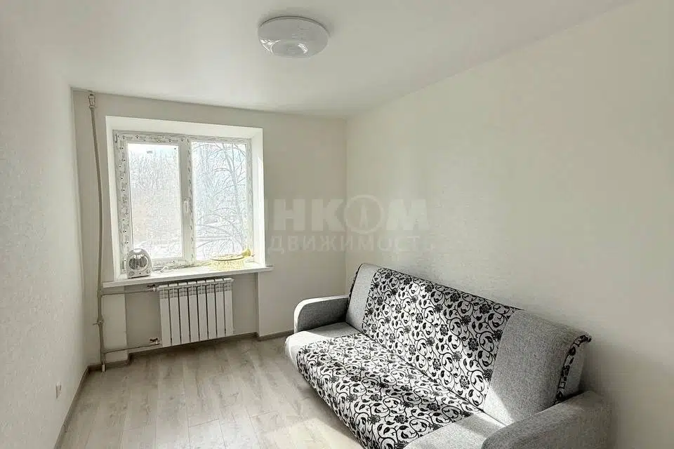 Продаётся 4-комнатная квартира, 63.1 м²