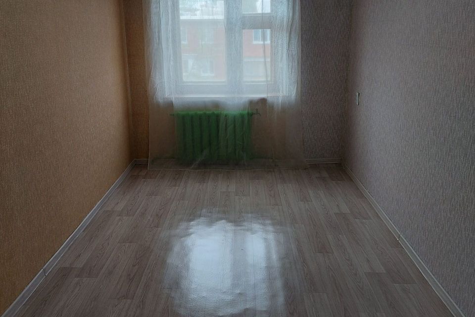 Продаётся комната в 3-комн. квартире, 13 м²