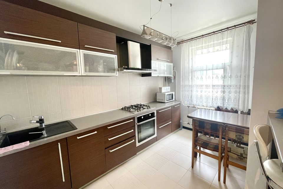 Продаётся 3-комнатная квартира, 76.5 м²