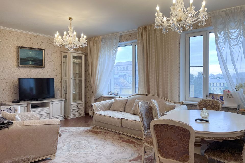 Продаётся 2-комнатная квартира, 115.1 м²
