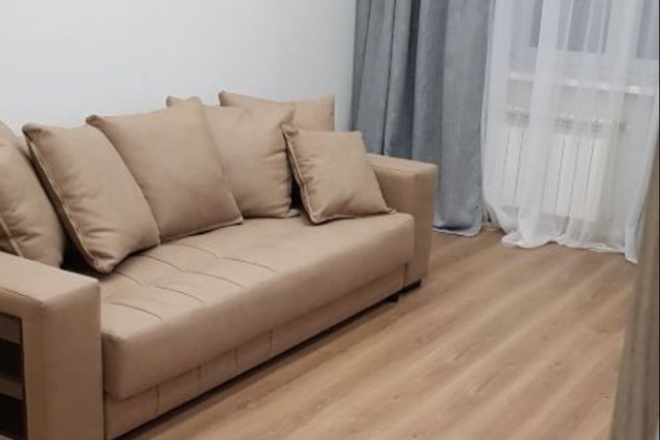 Сдаётся 1-комнатная квартира, 50 м²