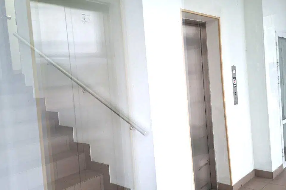 Продаётся помещение своб. назначения, 1818.1 м²