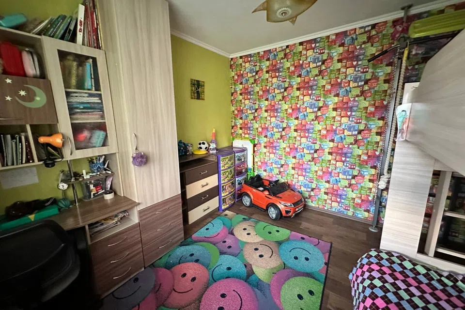 Продаётся 3-комнатная квартира, 70.7 м²