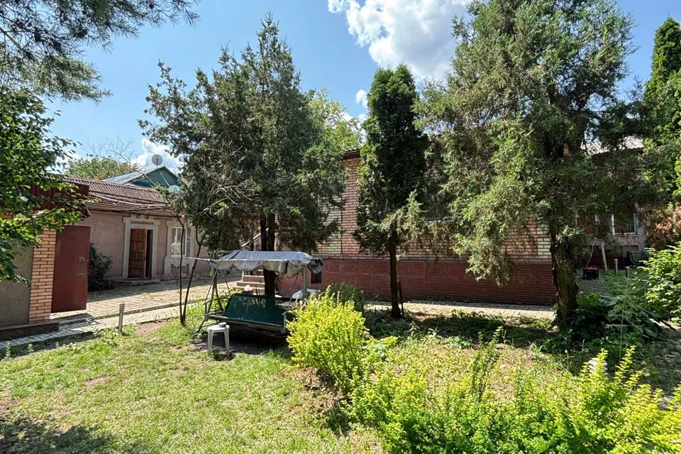 Продаётся 1-этажный дом, 300 м²
