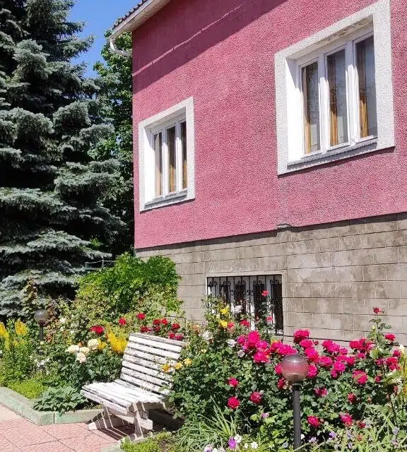 Продаётся 3-этажный дом, 316 м²