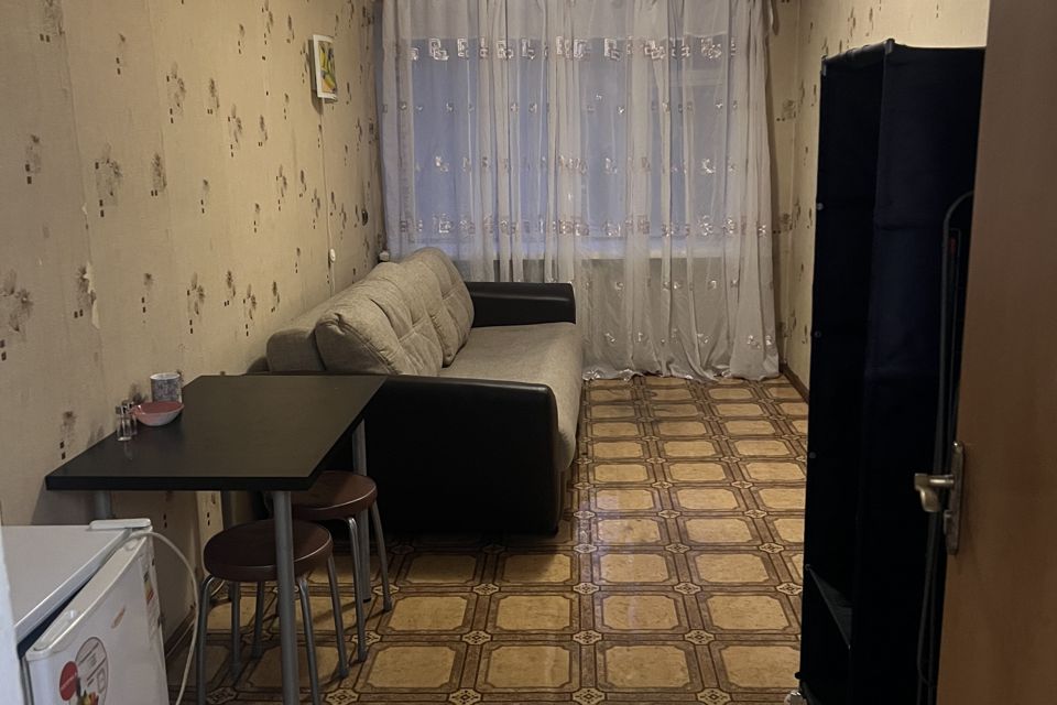 Продаётся комната в 1-комн. квартире, 13.6 м²