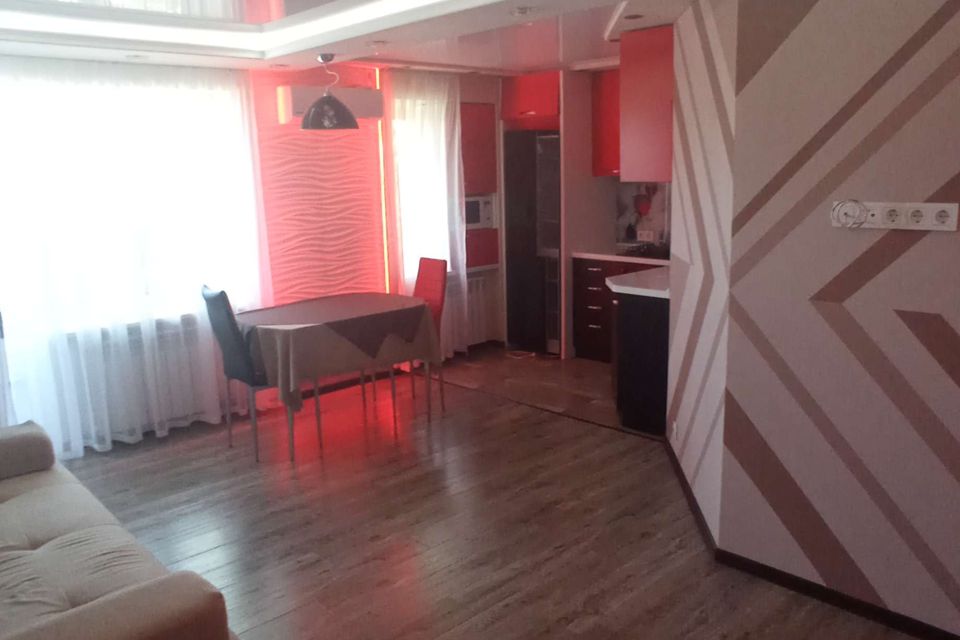 Продаётся 3-комнатная квартира, 58 м²