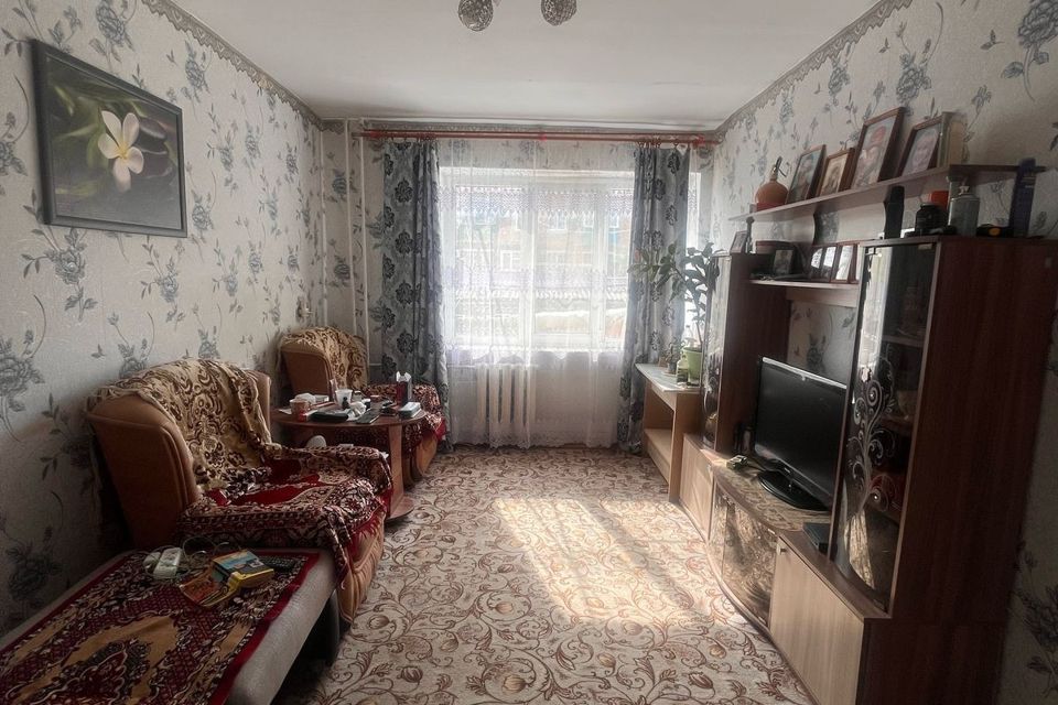 Продаётся 2-комнатная квартира, 40.8 м²