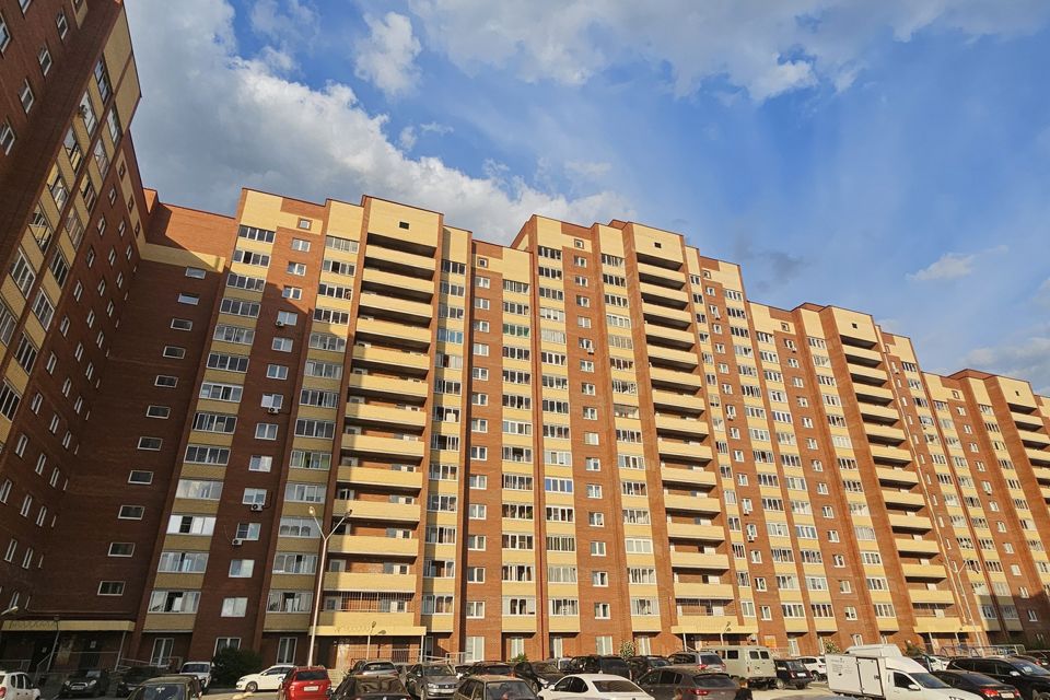 Продаётся 1-комнатная квартира, 37.4 м²