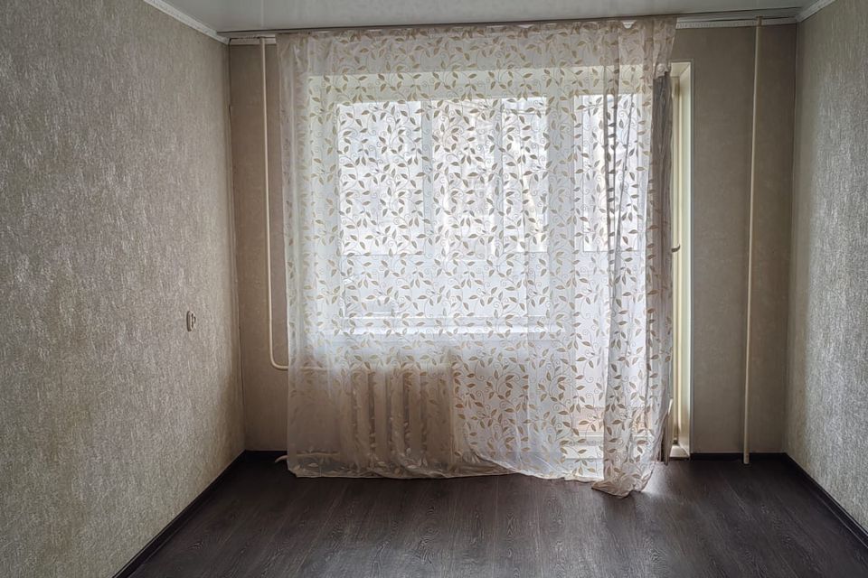 Продаётся 4-комнатная квартира, 61 м²