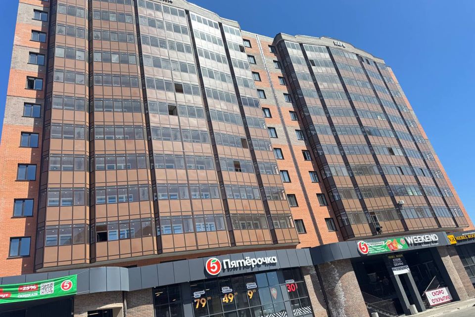 Продаётся 2-комнатная квартира, 63.7 м²