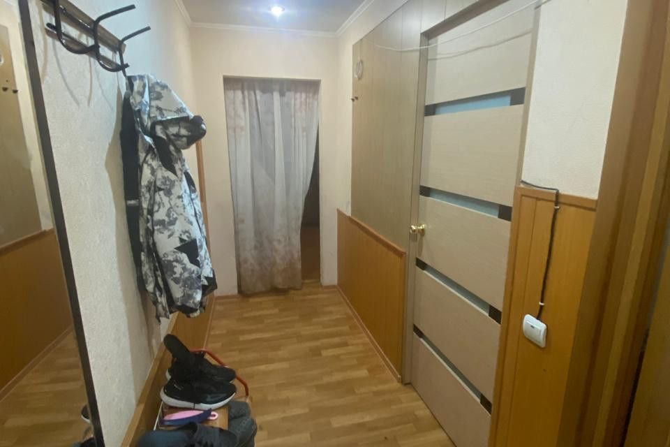 Продаётся 3-комнатная квартира, 56.4 м²