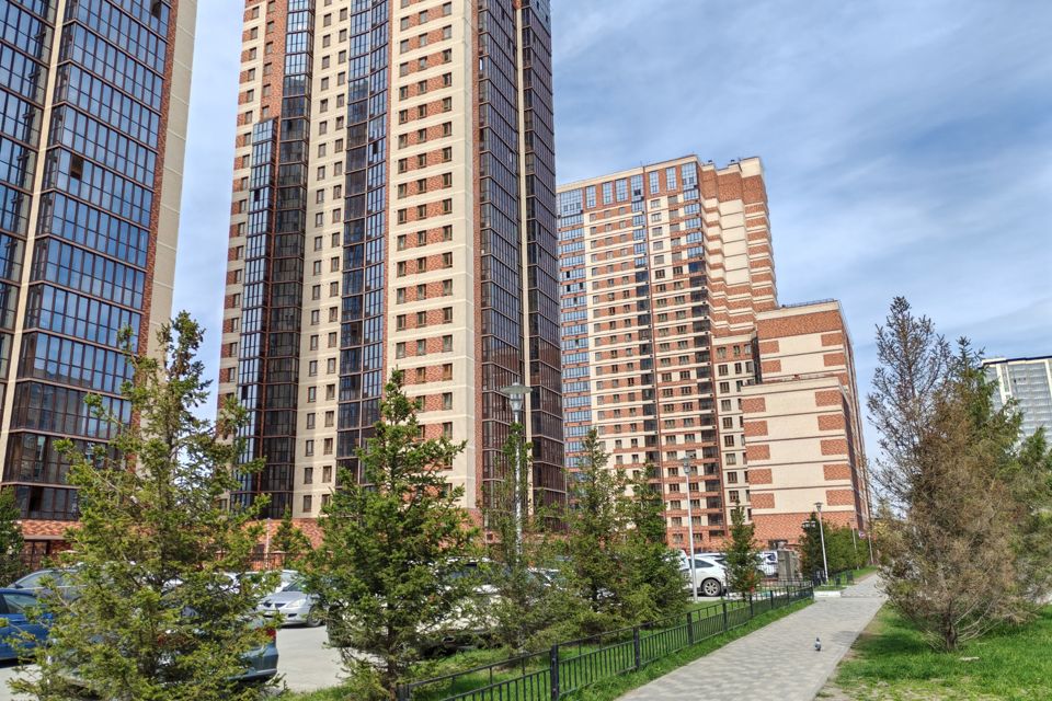 Продаётся 3-комнатная квартира, 79.4 м²