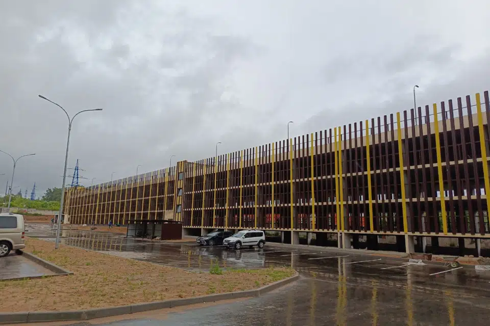 Продаётся машиноместо, 13.3 м²