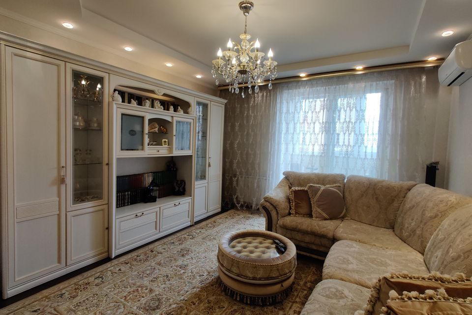 Продаётся 3-комнатная квартира, 99 м²