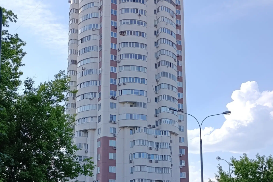 Продаётся 2-комнатная квартира, 77.4 м²