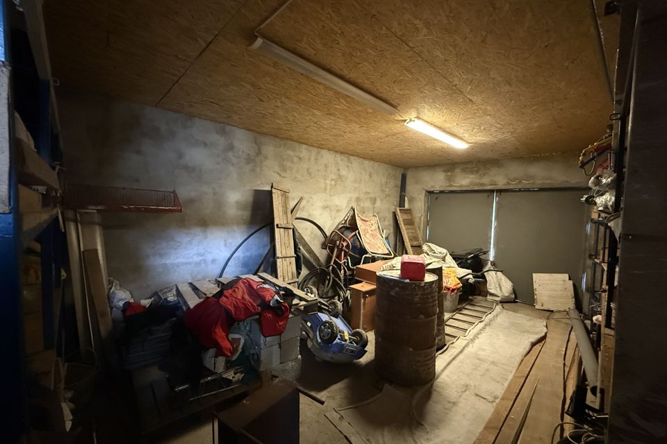 Продаётся 2-этажный дом, 200 м²