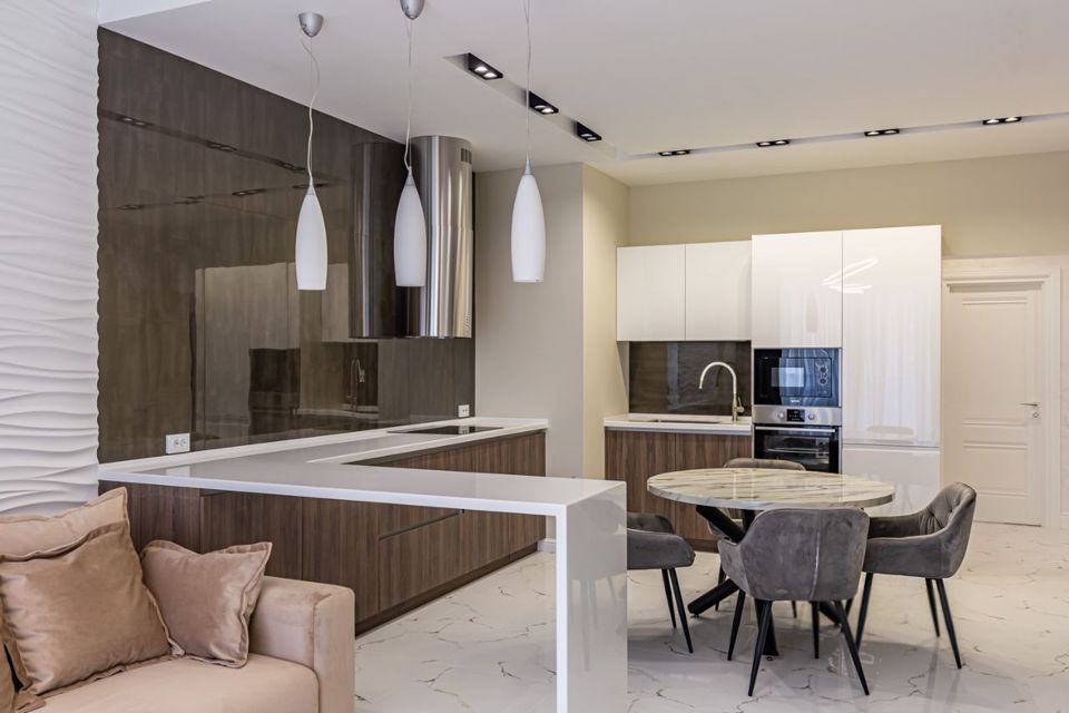 Продаётся 3-комнатная квартира, 110 м²